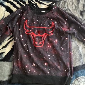 Bulls black and red nba sweater size small